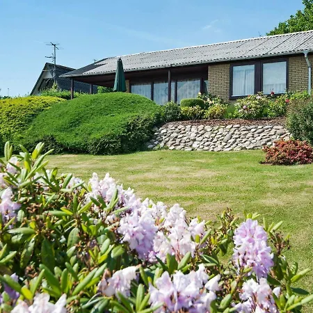 Two-bedroom Holiday In 3 Aabenraa